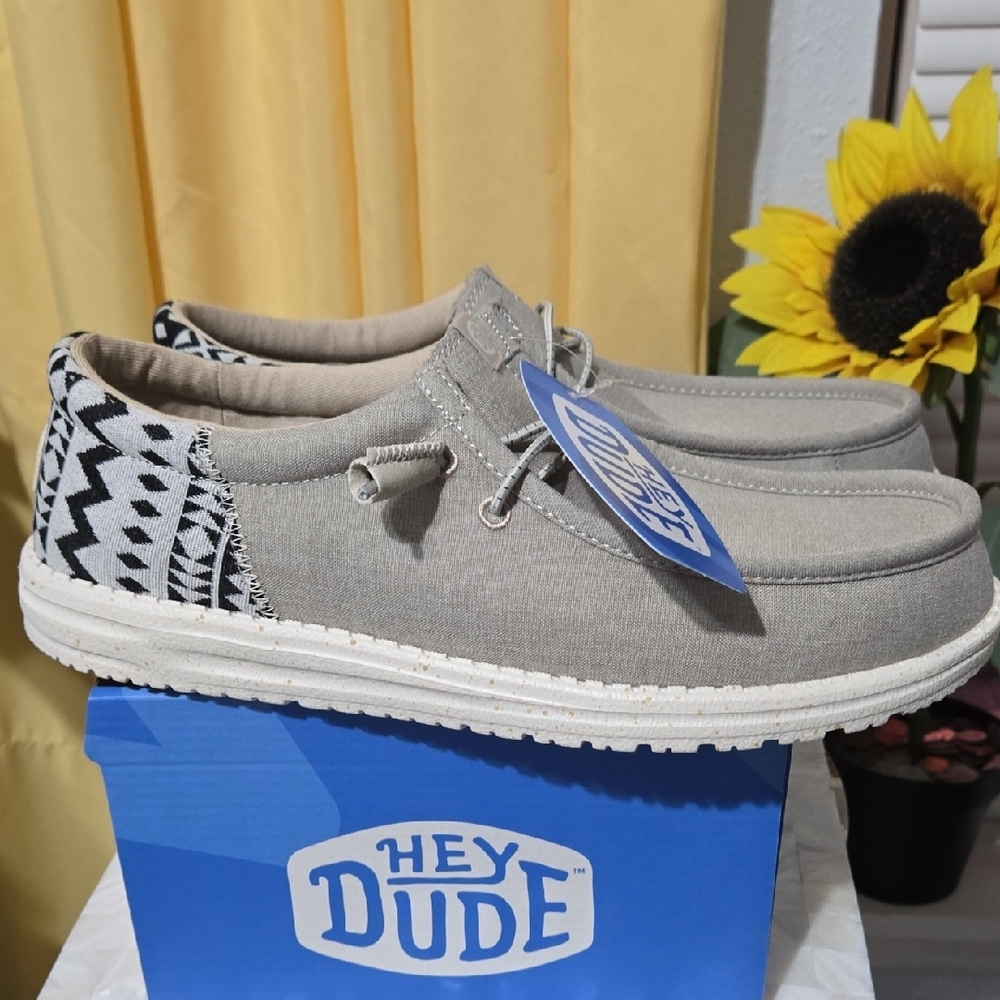 Hey Dude Men's Slip-On Loafers - Light Gray - Picture 4 of 5